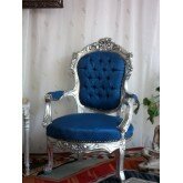 Lot 2 Fauteuils M&eacute;daillon Style Louis XVI